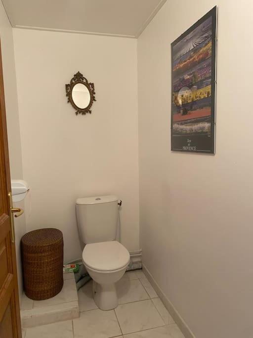T2 Avec Jardin Et Piscine Privee Apartman Velaux Kültér fotó
